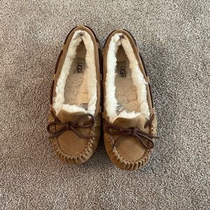 Woman’s Ugg slippers